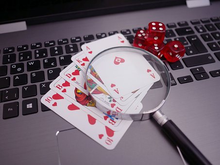 The Ultimate Showdown: Online Poker Tournaments Revealed – Schedule, Prizes, and Glory
